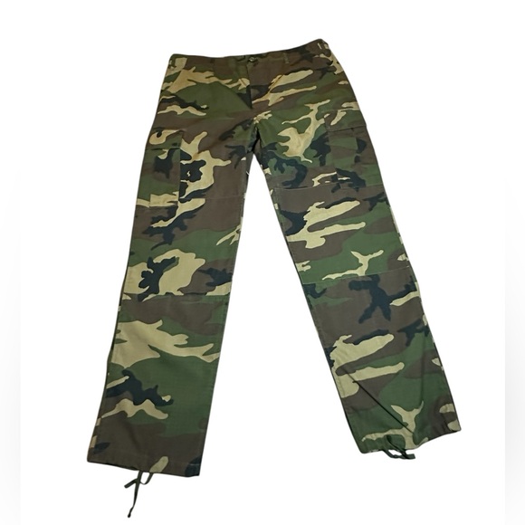 Authentic Army Crago Pants  Camoflage Soilder Pants Size 39 Waist - Picture 1 of 12